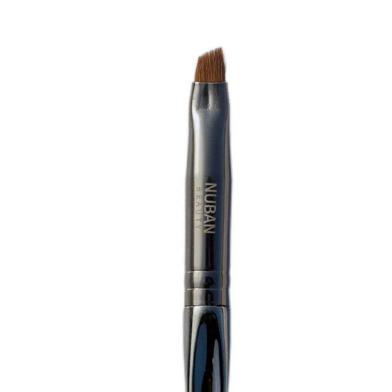 Nuban Beauty NX-52 Liner Brush with sharply angled tip