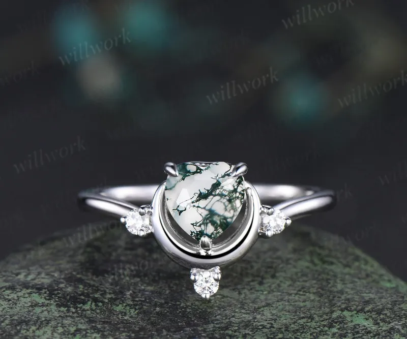 WillWork Jewelry 1ct heart cut moss agate ring, white gold vintage four stone green crystal design