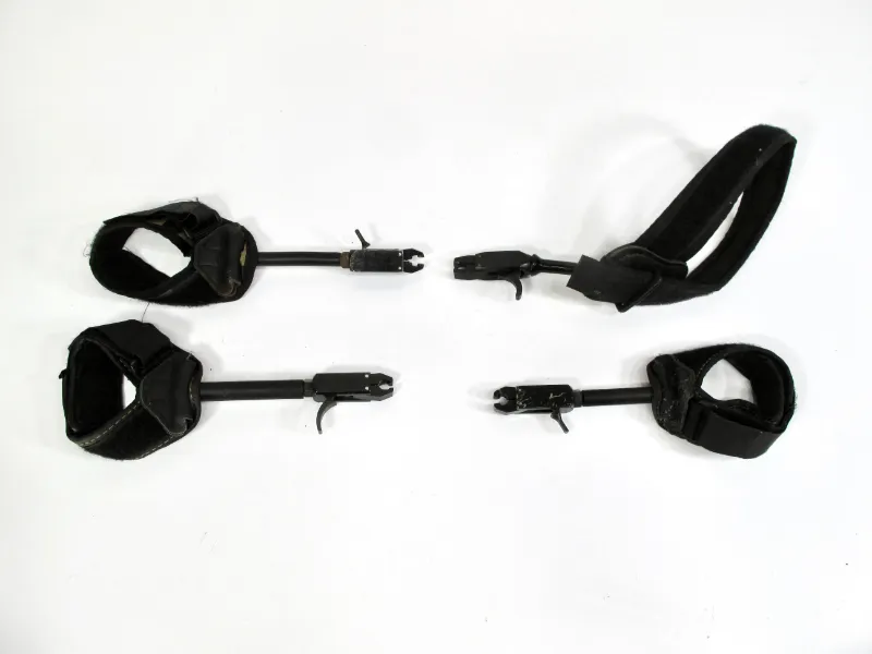 ZeereeZ 4 Archery Bow Trigger Releases photo set