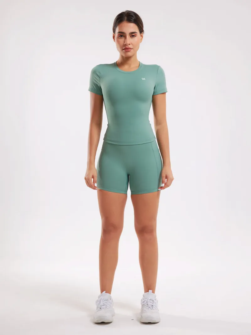 Zuluzenith Lounge Sets 2 Piece Casual Outfits Workout Tracksuit, crop top and shorts on model