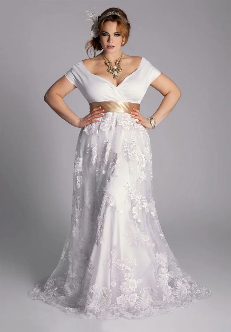 IGIGI Eugenia Wedding Gown 14/16, a square-neck wedding gown with sequin embroidered tulle skirt