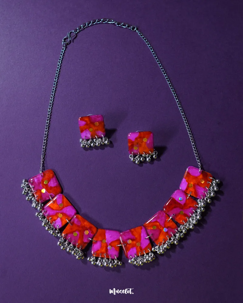 Muselot Aynoor hand-painted resin earrings jewelry