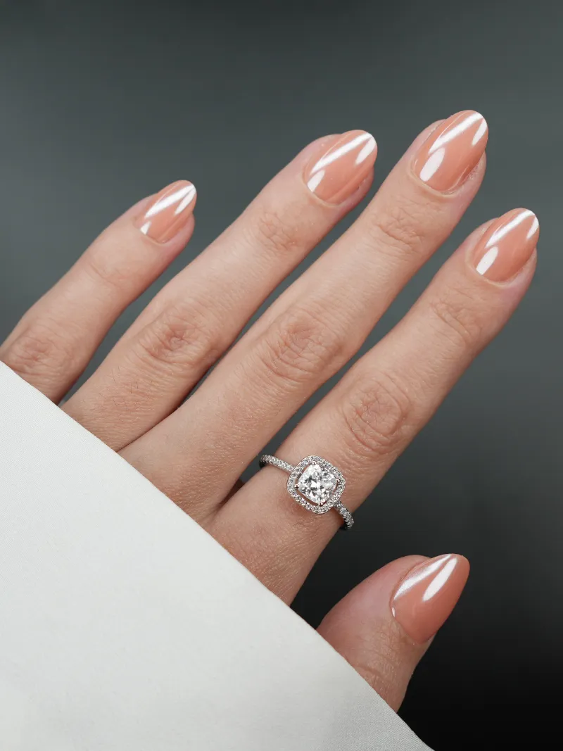 Roxy Nails Paris Graceful press on nails in orange nude chrome finish with micro glitter