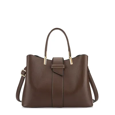 Bond & Mason The Amari Handbag shown with structured vegan leather body and detachable strap