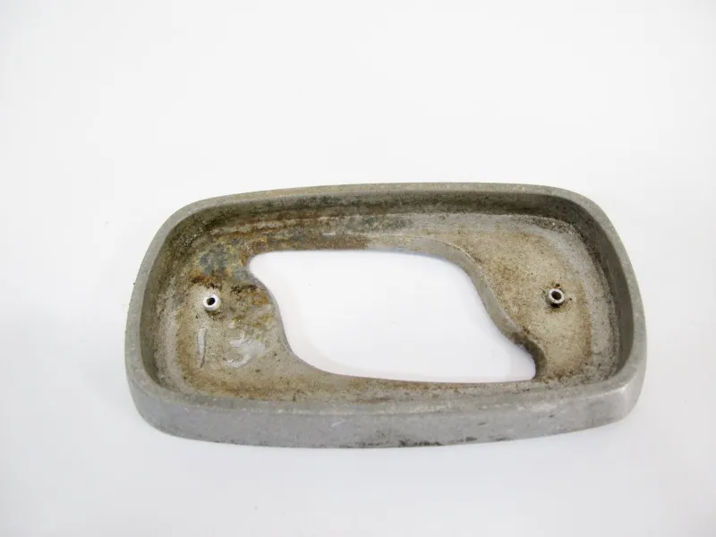 ZeereeZ #13 Mid Street or Curb Side Aluminum Marker Light Housing for Mid 70s + Airstream Trailers