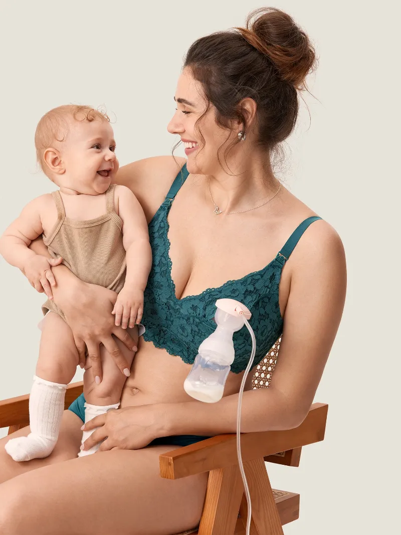 Essenther Global Cotton Lining Hands Free Pumping Bra with stretchy inner layer and back closure