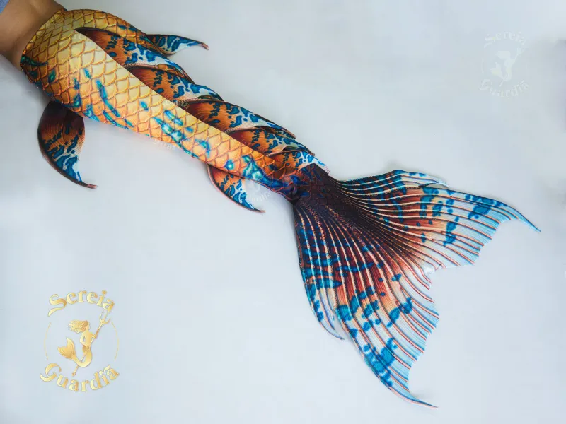 Sereia Guardiã Iconic Collection Guardian Mermaid tail Aria with a wide printed fluke