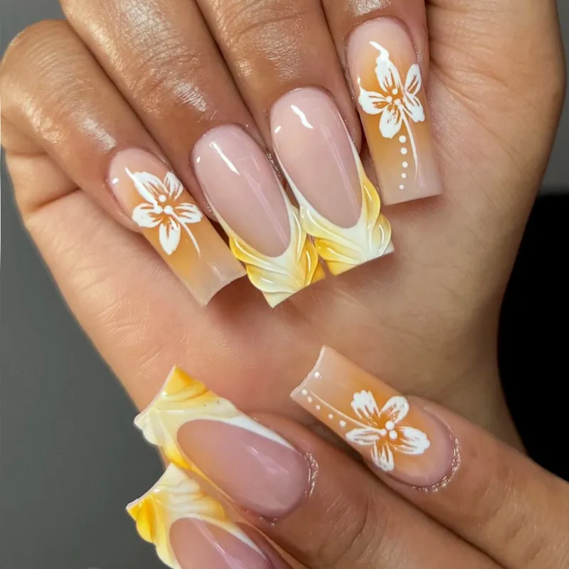 EYESFAV Petal Perfection Nails press-on set displayed in the petal design with glue and tabs