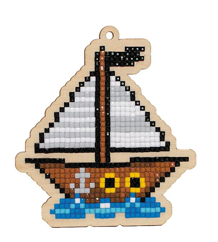 Varvikas 5D Diamond Painting Sailboat Pendant on wooden base