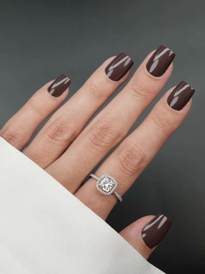 Roxy Nails Paris Chocolat noir press-on nails in deep brown glossy finish