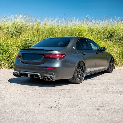 Twenty Two Tuning W213 Facelift BSV1 900 Carbon Fiber Rear Spoiler for Mercedes E63(S)