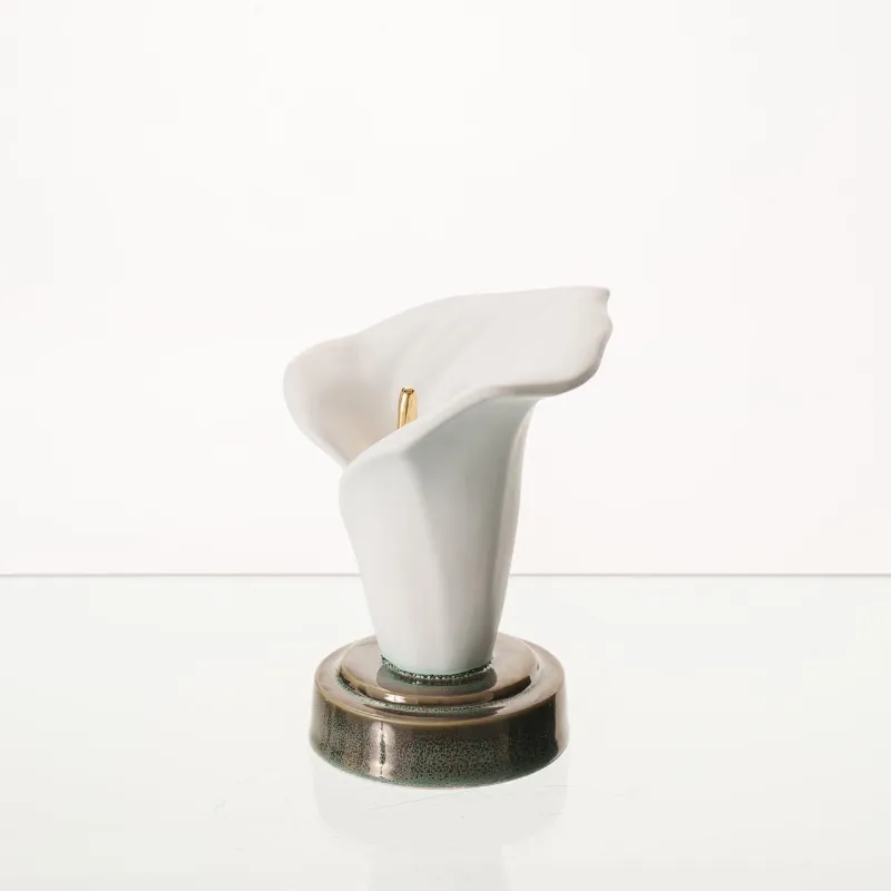 Pulvis Art Urns Calla Lily Keepsake Urn in White Matte ceramic with graceful petal design