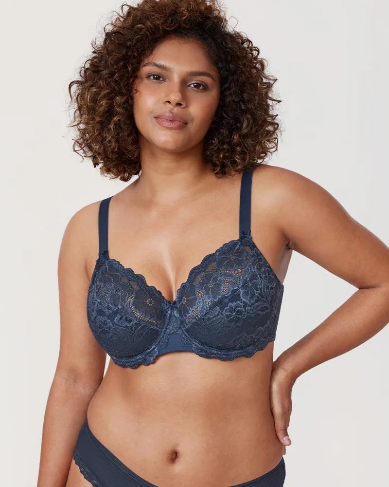 Essenther Global Floral Lace Underwired Bra with adjustable straps and full-figure coverage