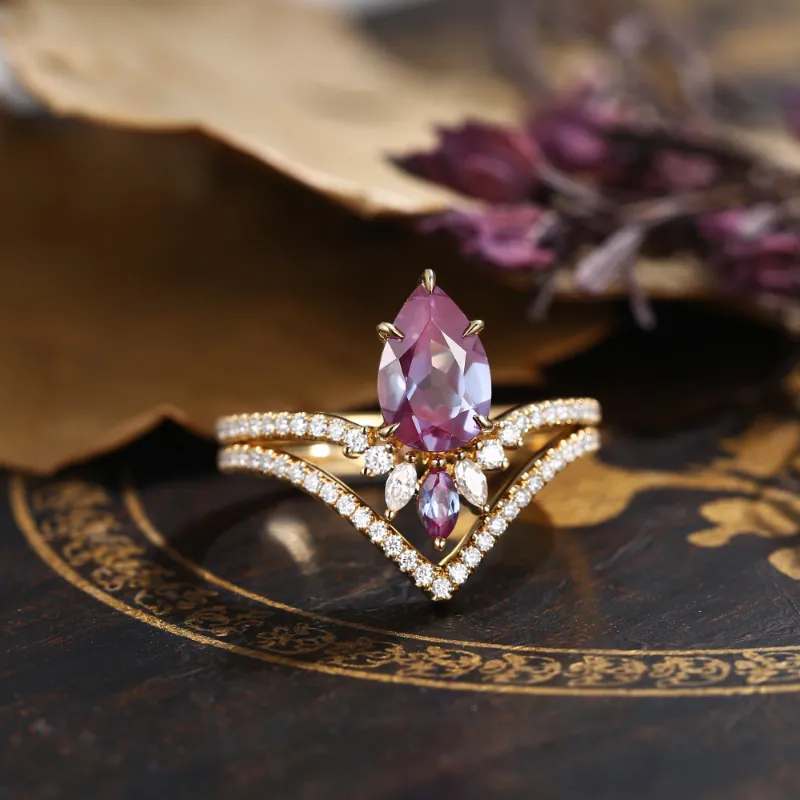 Starlandus 'Princess' 1.5ct Unique Lab Alexandrite Bridal Set with pear shaped center stone and marquise accent
