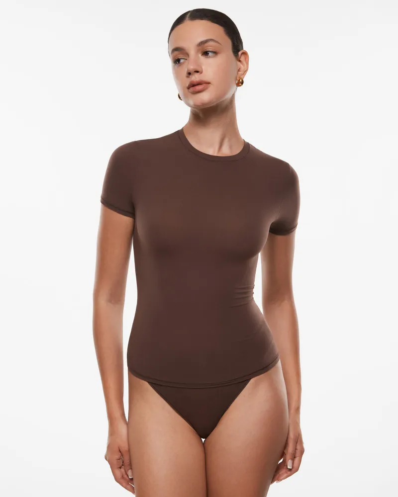 Essenther Global Inbarely Soft Short Sleeve Top in lightweight single-layer fabric