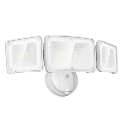 Lepower Tec 35W 3500LM Dusk to Dawn Flood Light in warm white with three adjustable heads