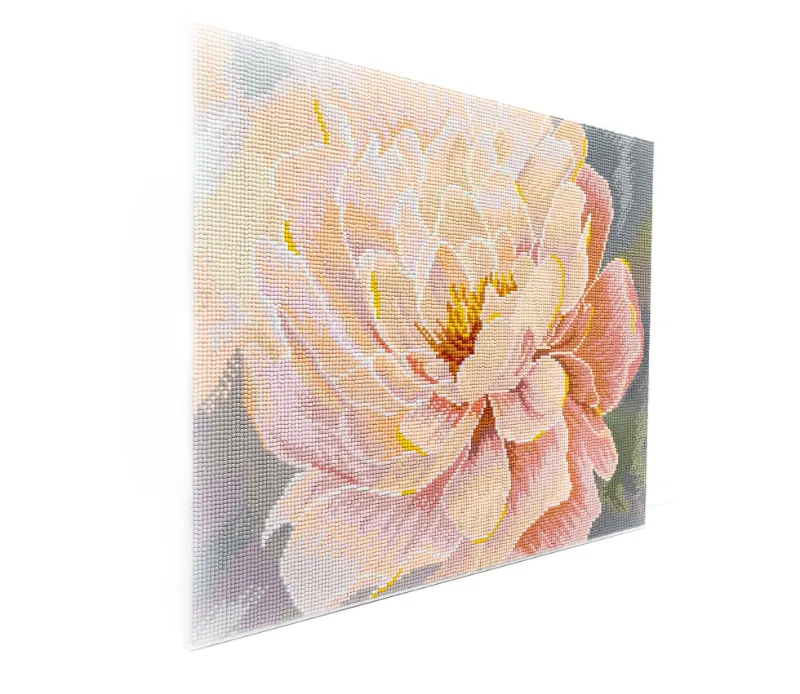 LETISTITCH 481-050 Floral Grace framed diamond painting kit showing delicate floral motif on canvas