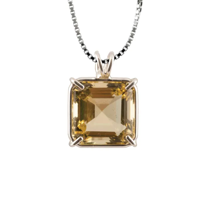 VOLTLIN Citrine Earth Heart Chain Pendant showing Citrine stone in heart-shaped silver pendant on chain