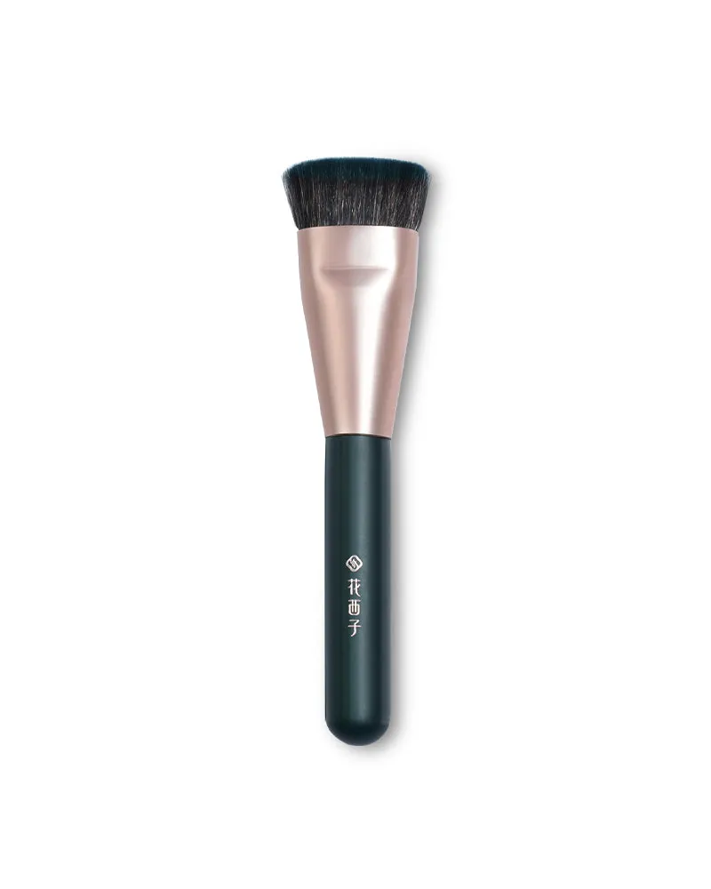Florasis Soft Blooming Foundation Brush, flat-tipped brush with wooden handle displayed