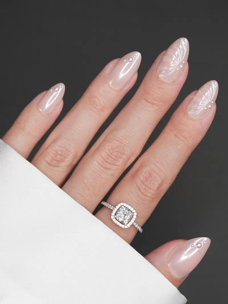 Roxy Nails Paris Sirencore press on nails in rose chrome finish with pearl embellishments