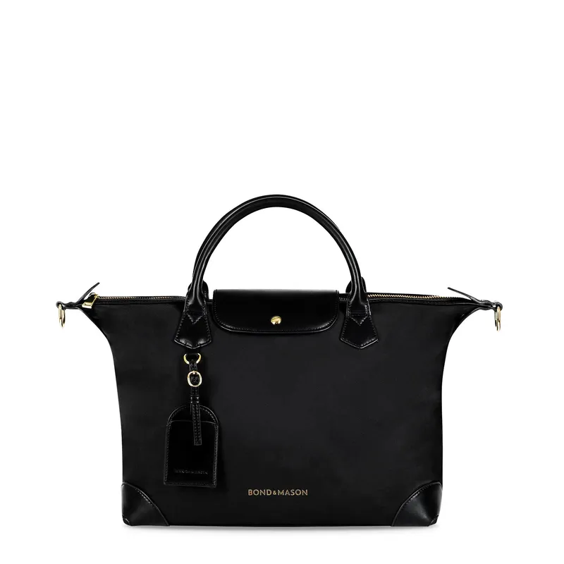 Bond & Mason The Murphy Bag showing a vegan leather weekend bag with nylon exterior