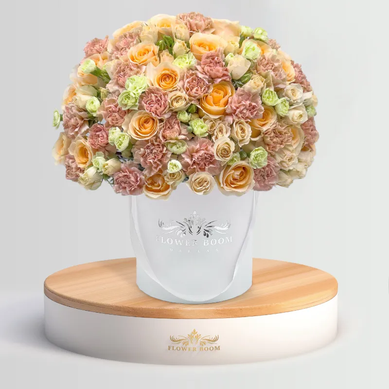 Flower Boom Dallas Fall Neutrals soft autumn bouquet with peach roses and lime green carnations