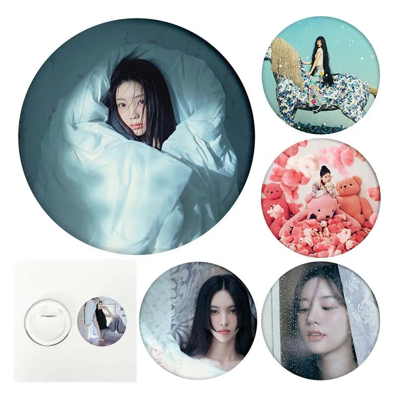 TTAesthetic Super Real Me Concept Photo Badge Mirror Keychain with functional mirror design