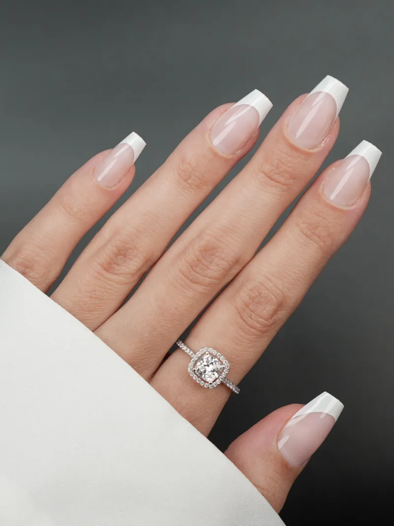 Roxy Nails Paris Natural beauty press-on nails in medium coffin shape with French manicure