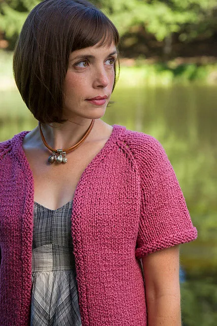 Kristen TenDyke Calypso cardigan knitting pattern showing seamless construction