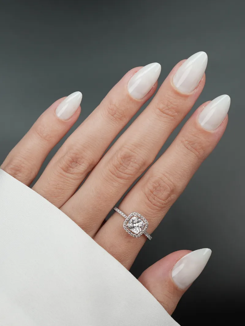 Roxy Nails Paris Coconut press-on nails in milky white glossy finish
