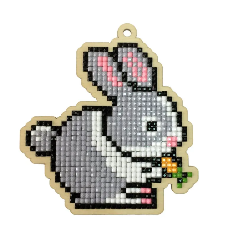 Varvikas 5D Diamond Painting Bunny with Carrot wooden base, completed diamond piece