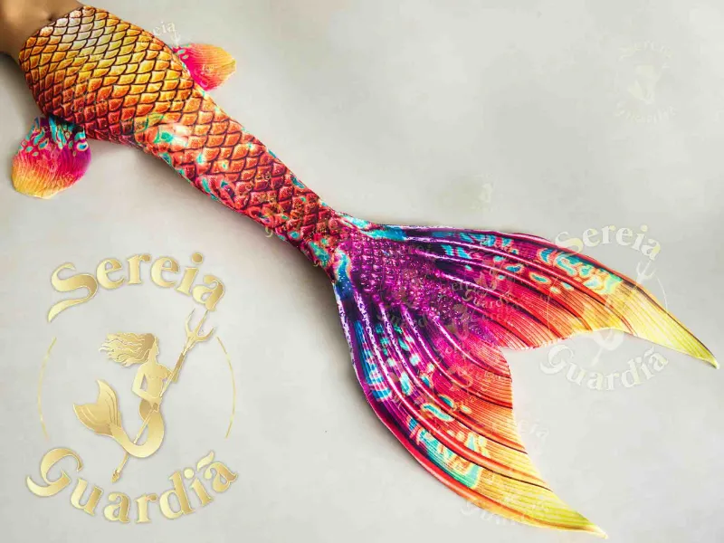Sereia Guardiã Triton's Daughters Tamikah mermaid tail with a tropical print