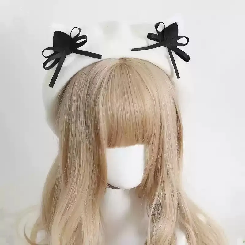 Koruraclub Bow Cat Ear Beret CO44 in wool with decorative cat ears and bow