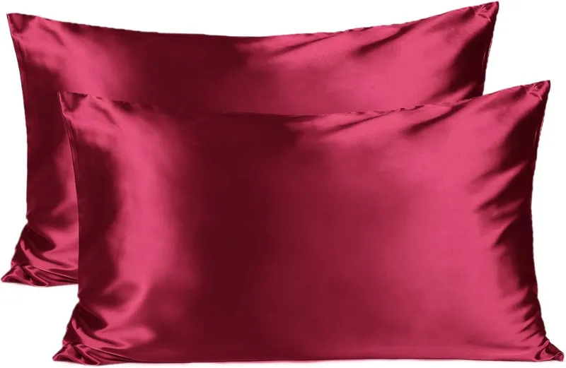 Yanibest Butter Satin Pillowcases 2 Pack in Luxury Red on a bed