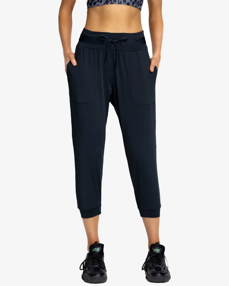 QUEENIEKE Loose Fitness Jogging Pant in neutral color showing drawstring waist and side pocket