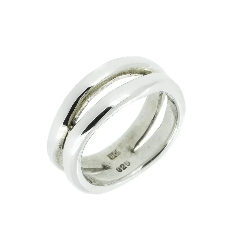 Nammi Bára Silver Ring 1 handmade 925 sterling silver jewelry by Ófeigur artisan