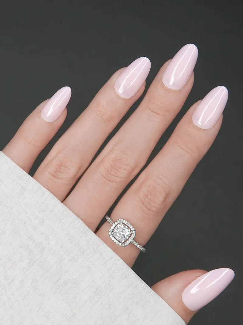 Roxy Nails Paris Peony press on nails in soft pastel pink inspired by flowers