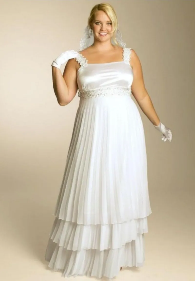 IGIGI Madelaine Wedding Gown 22/24 with stretch satin bodice and tiered skirt