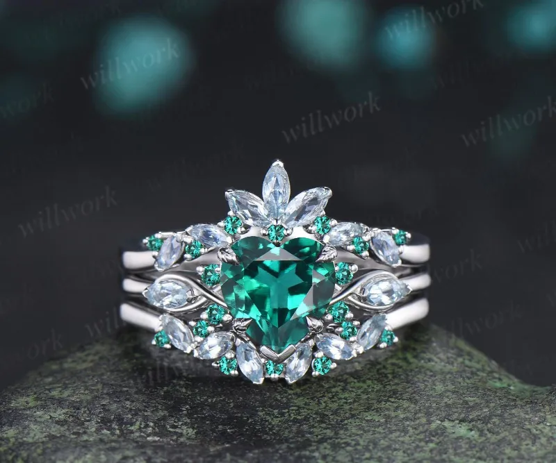 WillWork Jewelry 2ct heart green emerald engagement ring in white gold with leaf cluster design