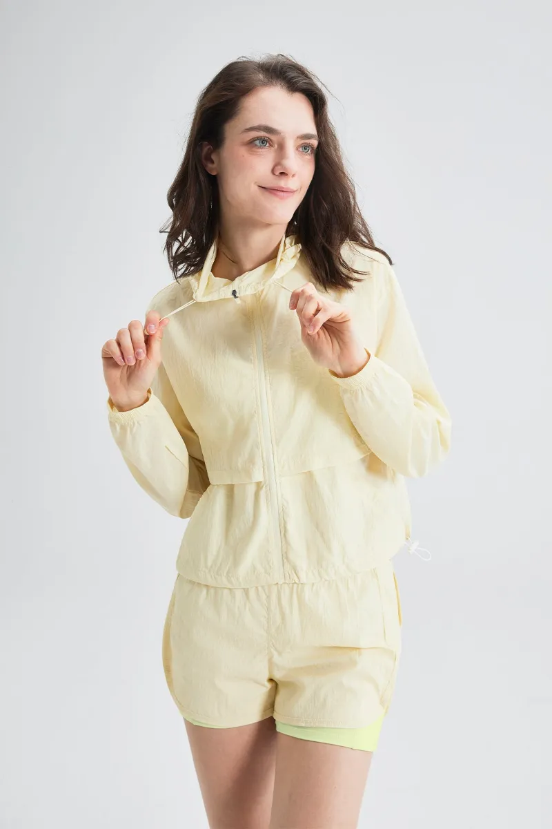 SALTUM Hooded Outdoor Sun Protection Jacket in lightweight nylon fabric with hood
