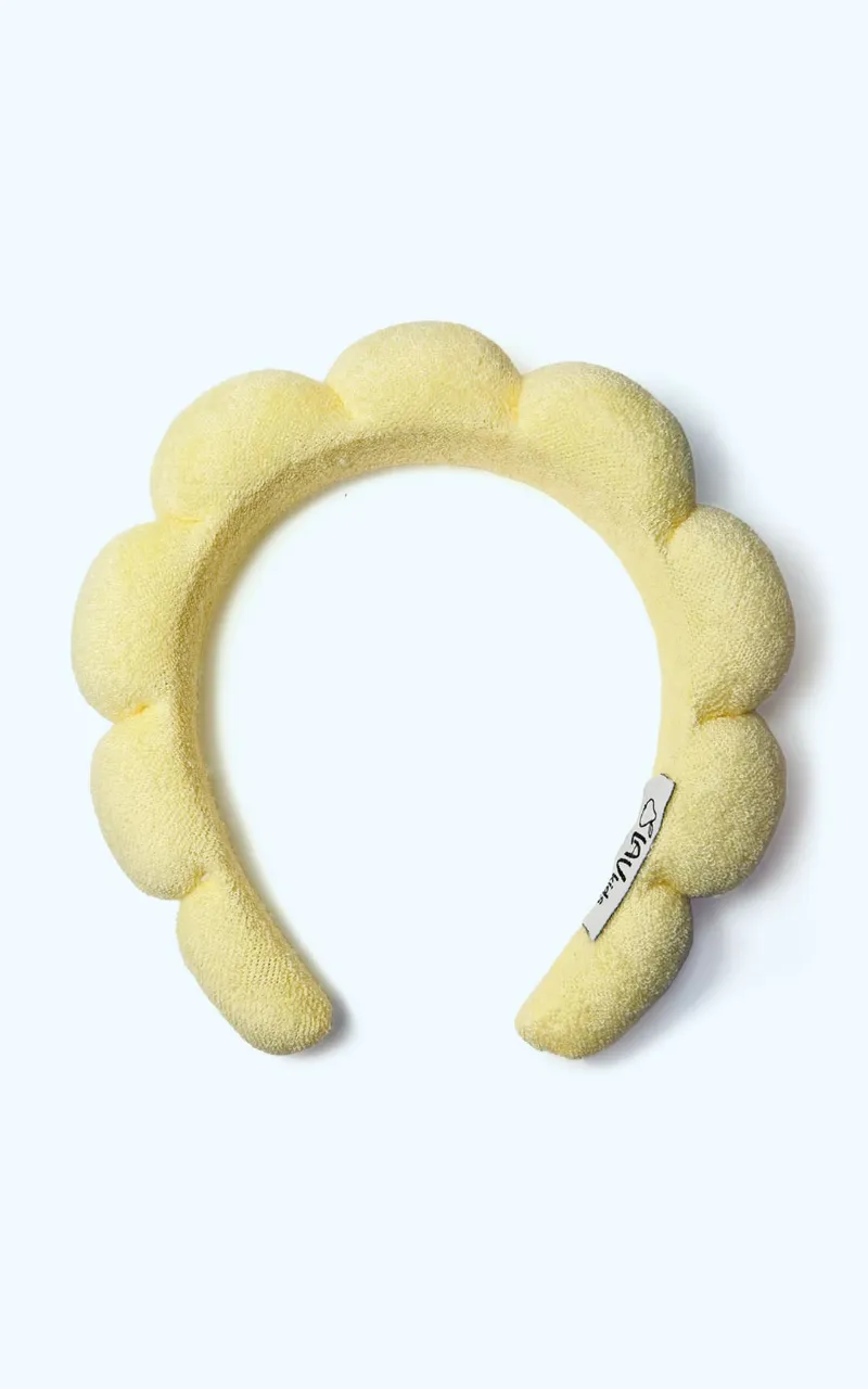 Lav Kids Add Bubble Headband keeping hair off a child's face