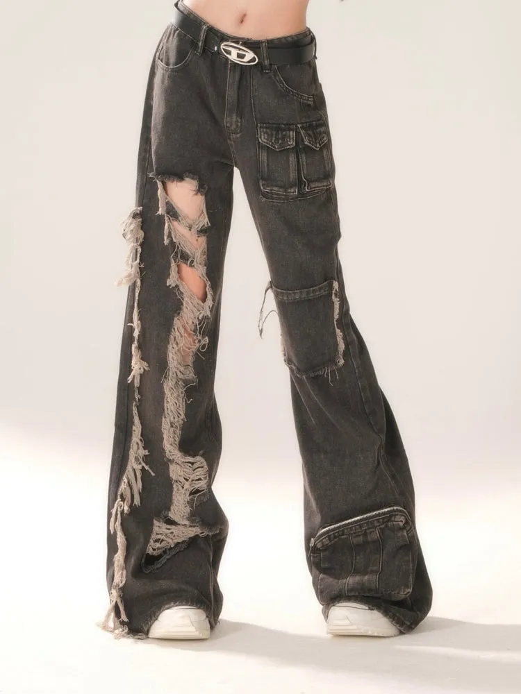 Juwas American Vintage Black Ripped Cargo Jeans modeled straight on