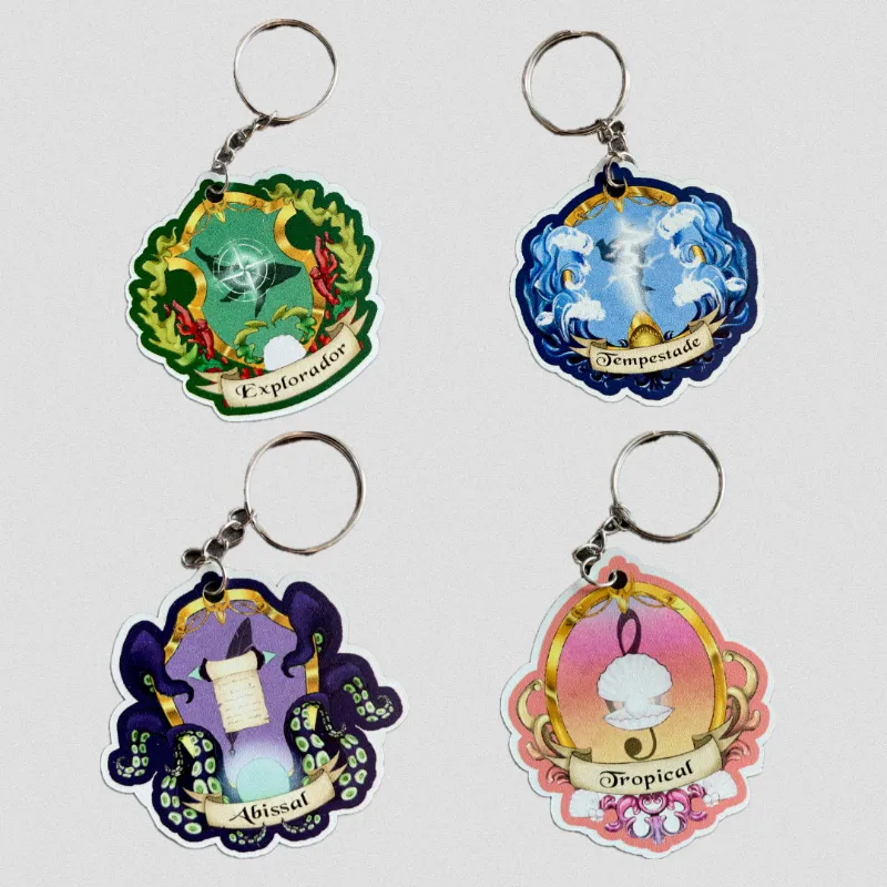 Sereia Guardiã Guardian Pod key chain attached to a set of keys