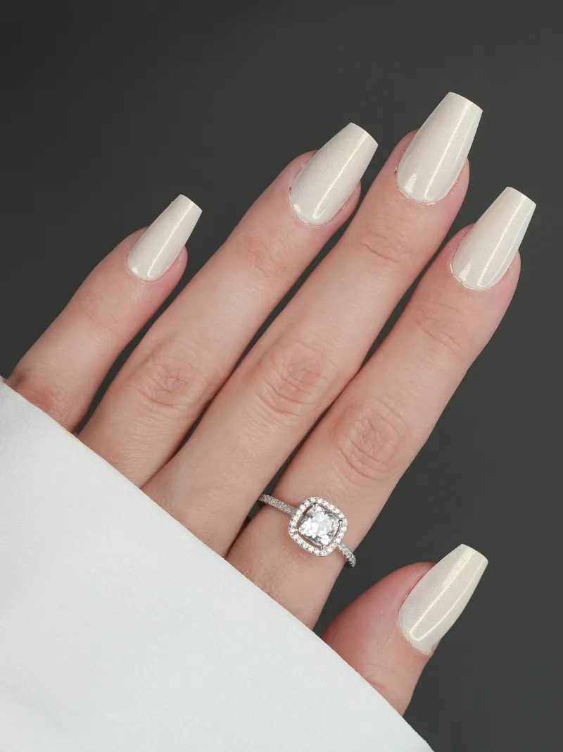 Roxy Nails Paris Pure silk press on nails in creamy ivory beige with gold shimmer, coffin shape