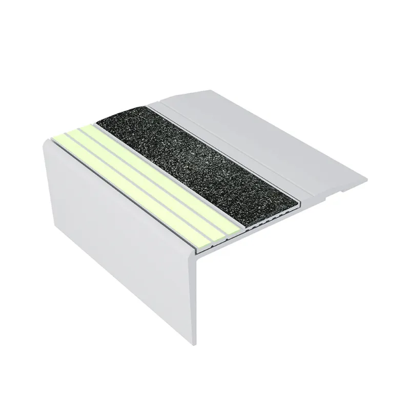ComposiGrip Ecoglo F4171 photoluminescent flat stair nosing with black insert