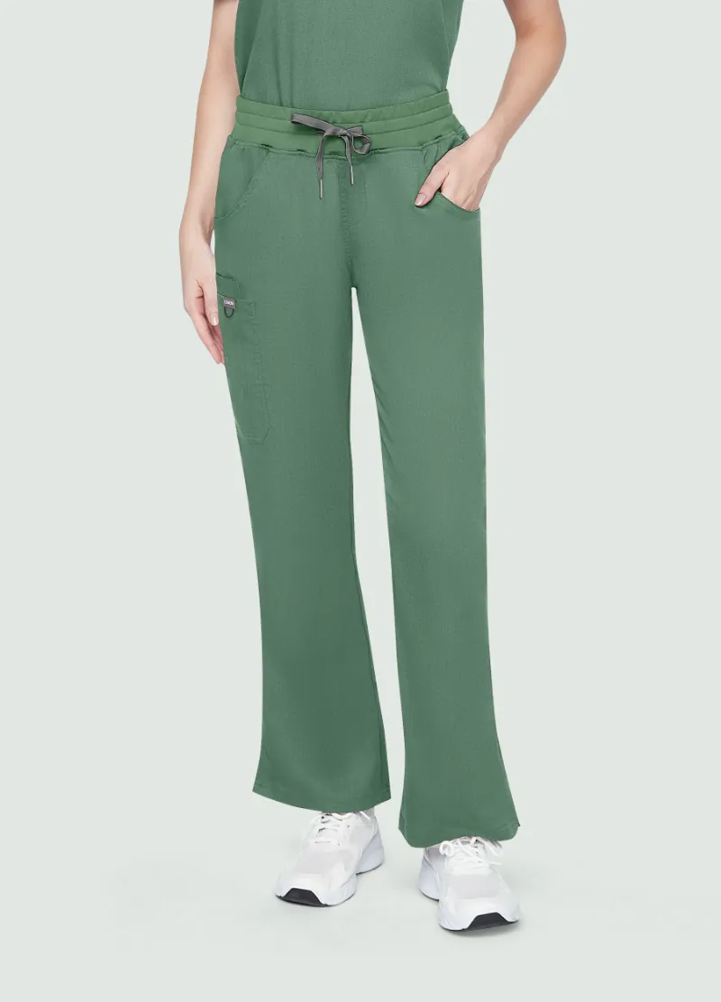 COMENII StyleFlex Essential Scrub Pant in moss green color with cargo pockets