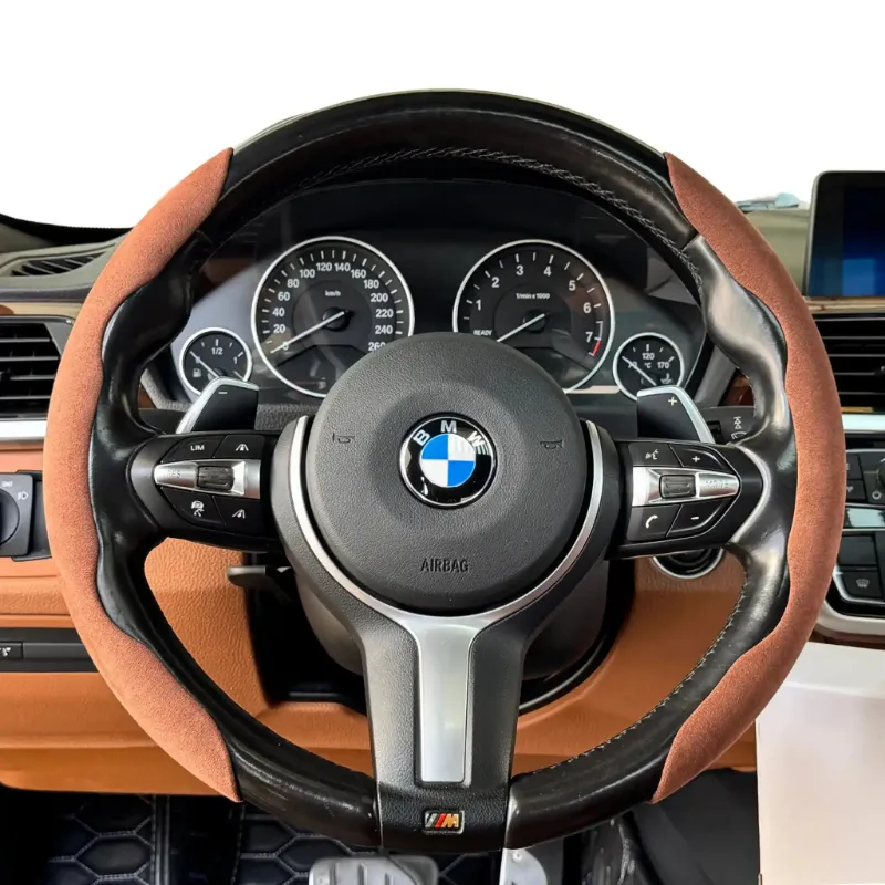 Luxus Car Mats Alcantara Minimalist Steering Wheel Cover, Corsa Grip, Marrone Toscano color close-up