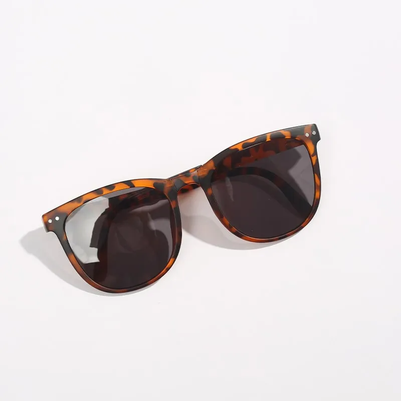 Megalook 2024 New Vintage Women's Sunglasses in small round frame style