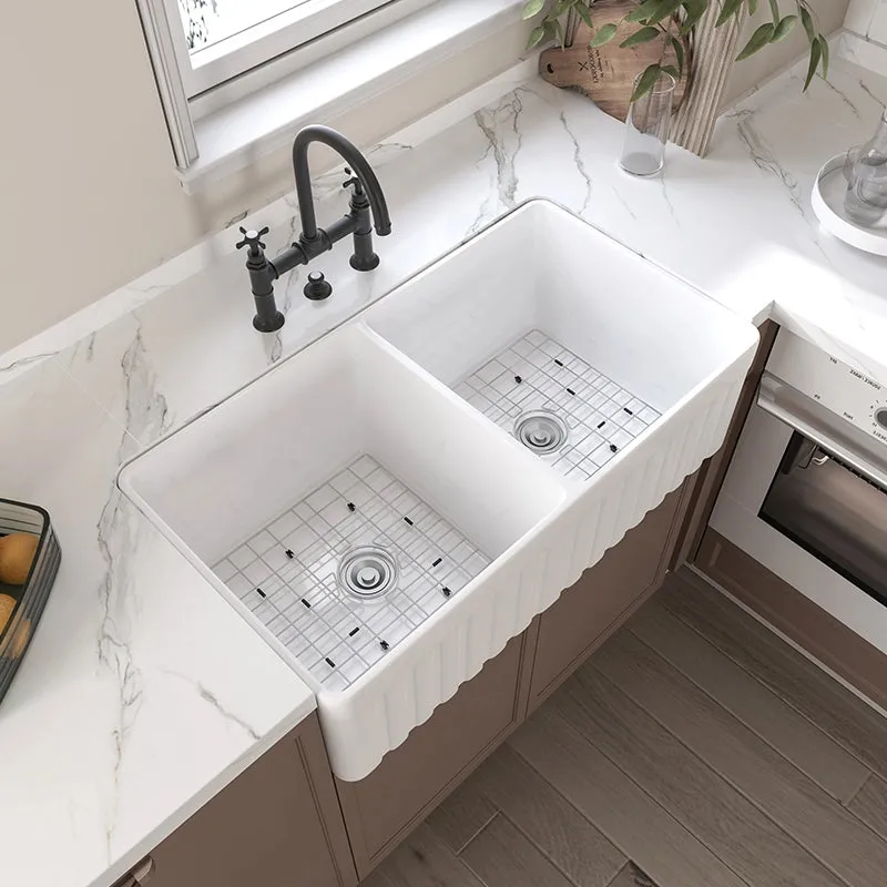 HOROW Farmhouse Kitchen Sink Reversible Double Bowl HR-DS0118W, double basin shown