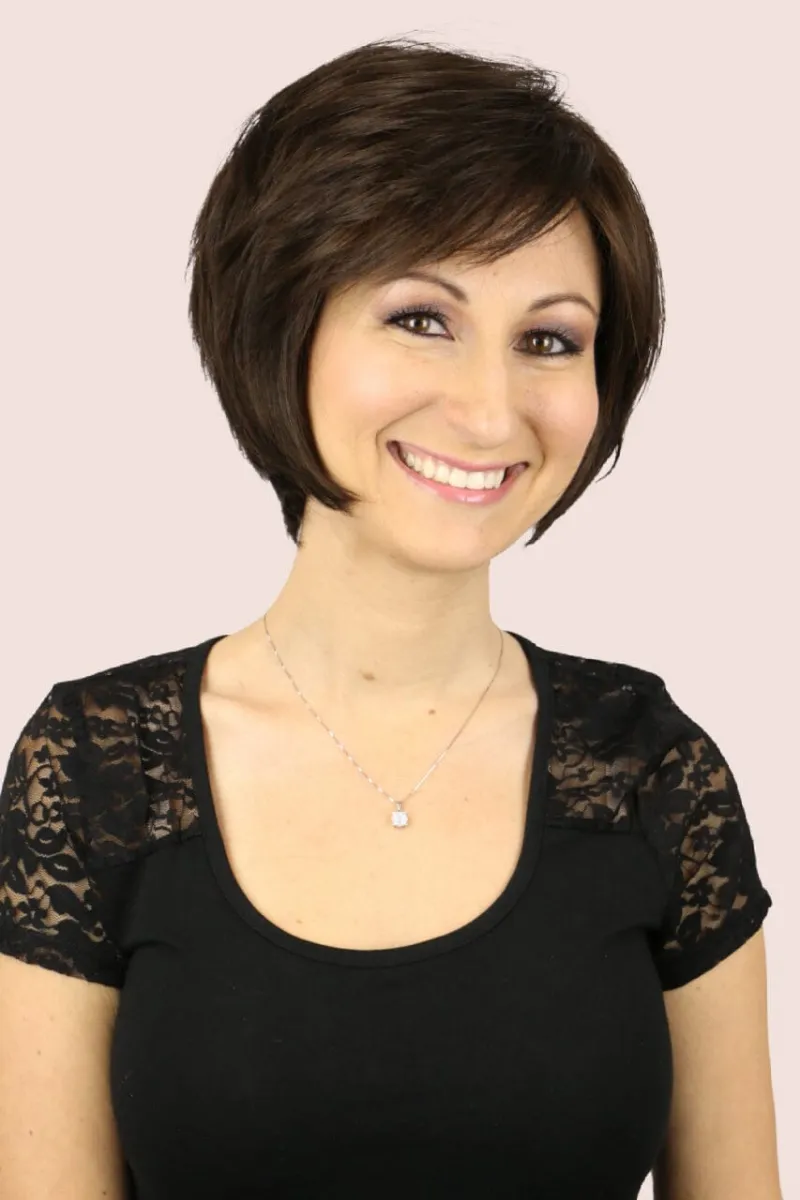 Godiva's Secret Wigs Andrea medium wig layered bob style